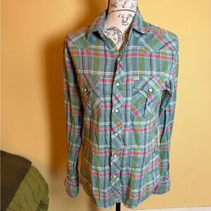 Salt Valley Western Plaid Snap Shirt Women’s Small Green Multicolor